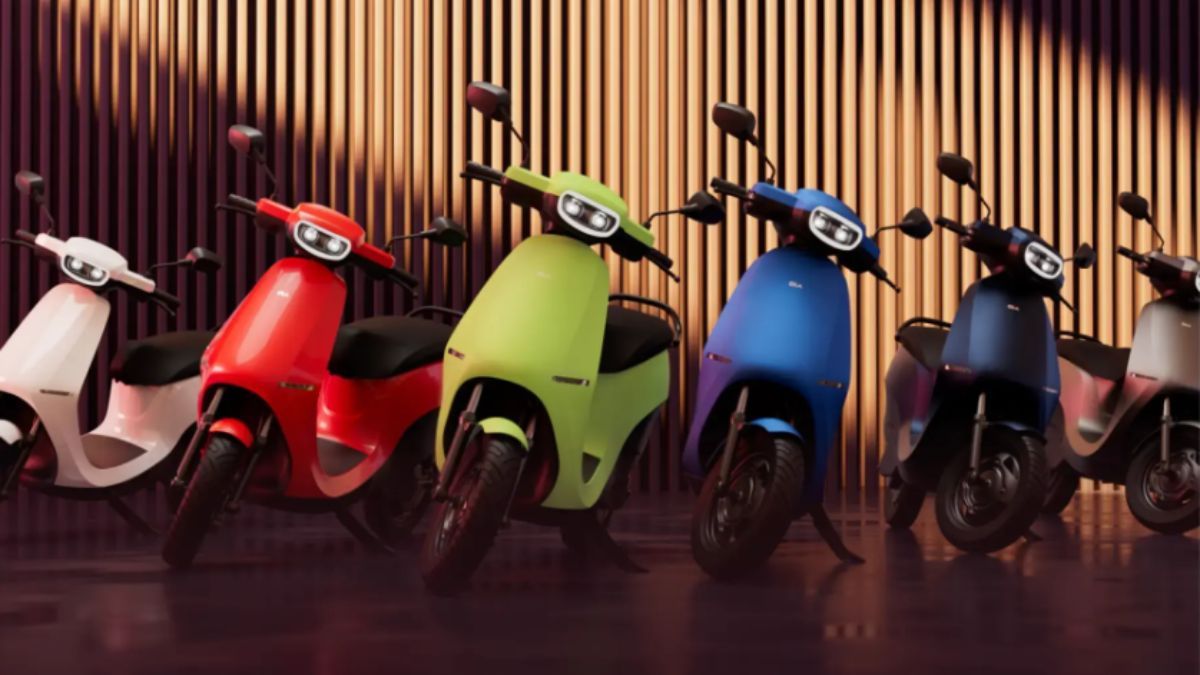 ola-s1-pro-s1-air-other-s1-series-escooters-receive-over-75000-bookings-in-a-fortnight